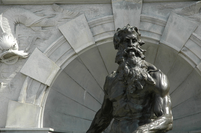 Neptune in front of The Library of Congress