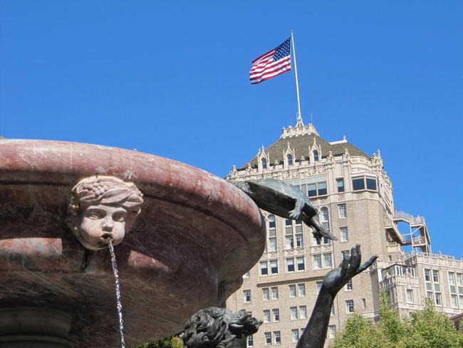 The fountain with the InterContinental Hotel as a backdrop